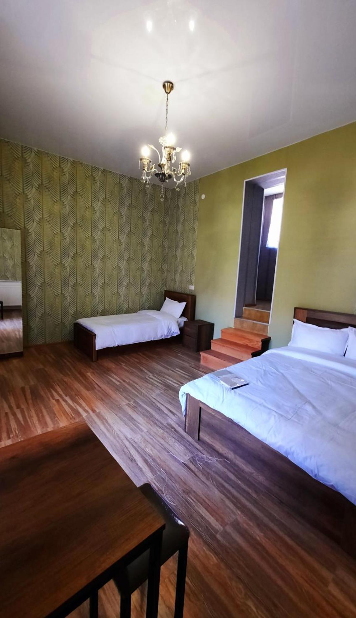 Hotel Sky Star Kazbegi Exterior foto