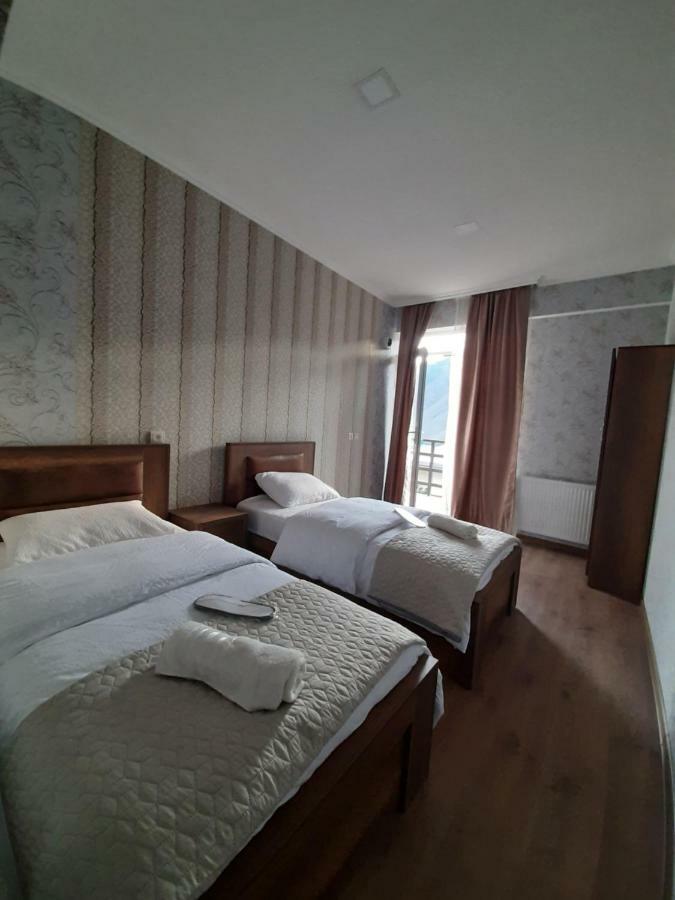 Hotel Sky Star Kazbegi Exterior foto